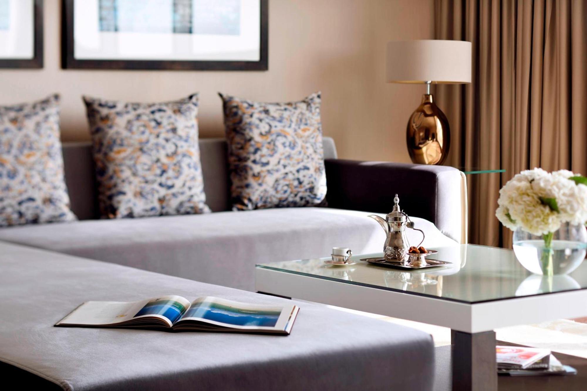 Marriott Executive Apartments Downtown, Abu Dhabi Exterior foto